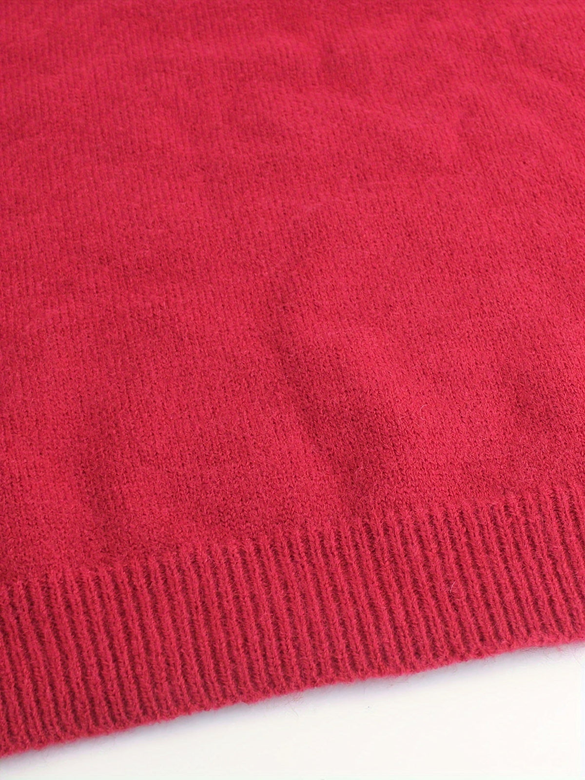 Dorota – Sweter z okrągłym dekoltem i mankietami w paski – Ceglasty (detal)