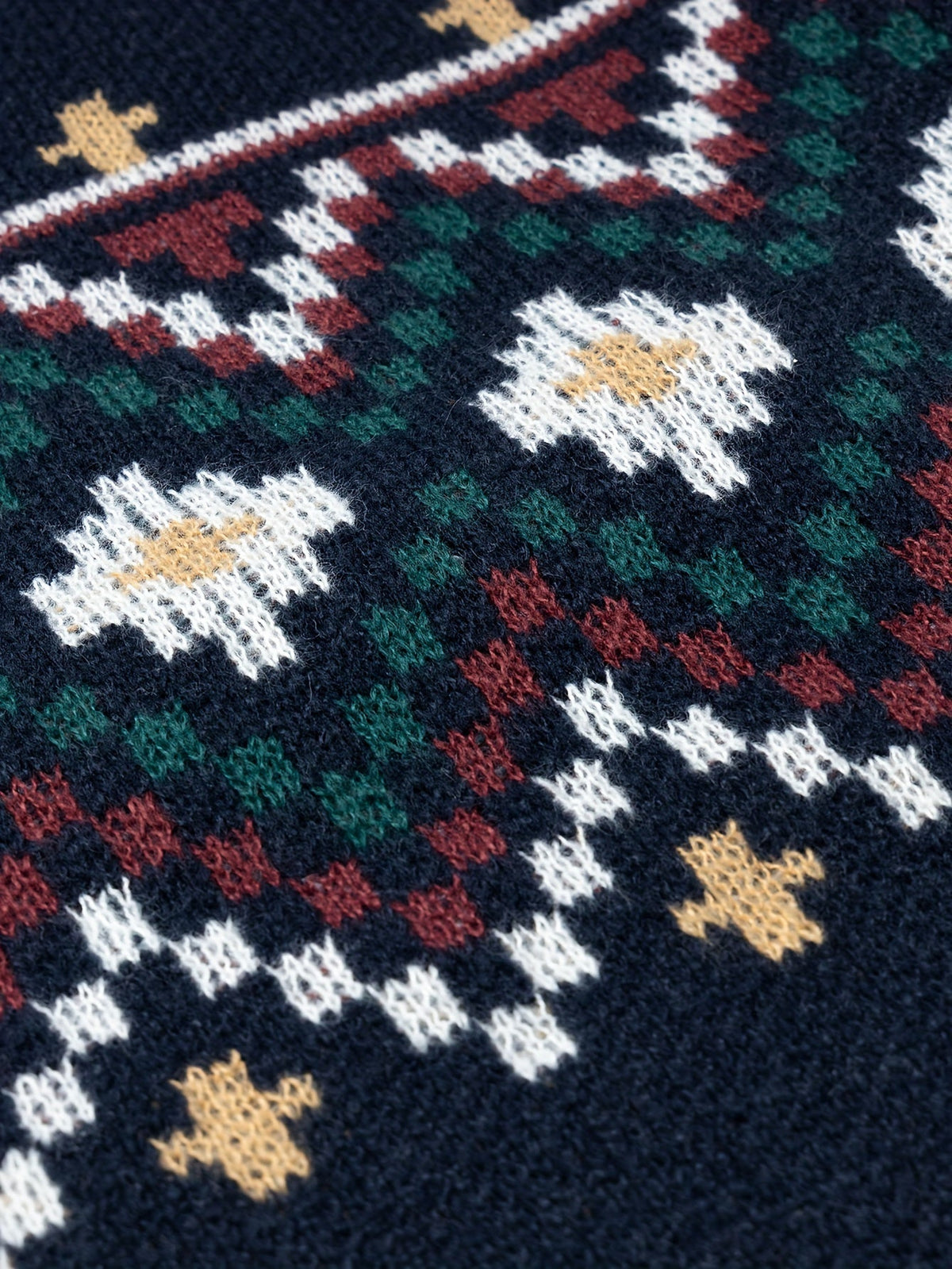 Witold – Męski sweter w norweski wzór – Granatowy (detal)