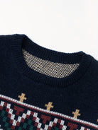 Witold – Męski sweter w norweski wzór – Granatowy (detal)