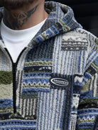 Emil – Bluza sherpa patchwork z kapturem i krótkim zamkiem – Niebieski patchwork (detal)