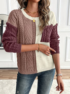 Lucyna – Sweter colour-block w warkocze z kieszonką – Śliwkowy mix (detal)